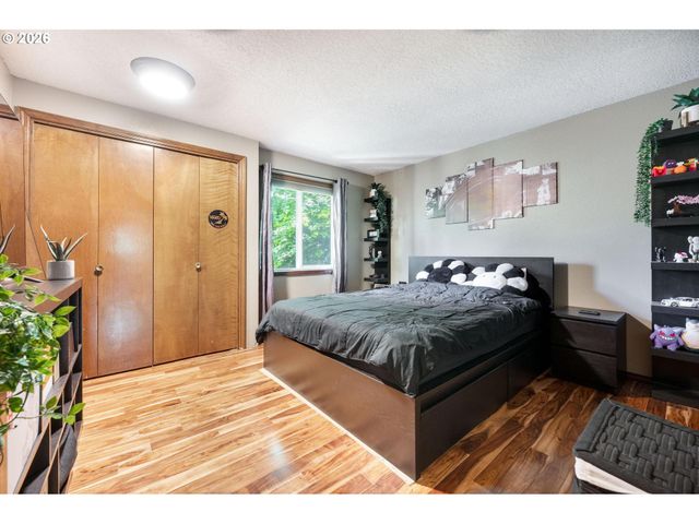 2530 Sw 23RD St, Gresham, OR 97080