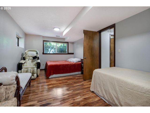 2530 Sw 23RD St, Gresham, OR 97080