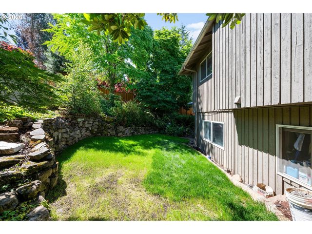 2530 Sw 23RD St, Gresham, OR 97080