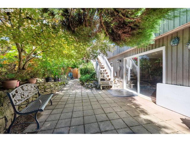 2530 Sw 23RD St, Gresham, OR 97080