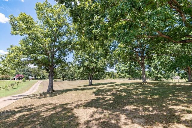 5870 MONK HOUSE RD, Somerville, TN 38068