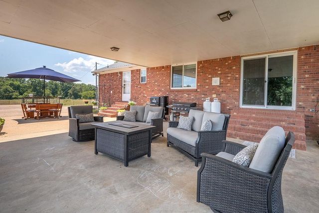 5870 MONK HOUSE RD, Somerville, TN 38068