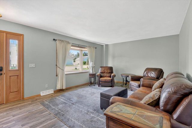236 Lukas Lane, Milton, WI 53563