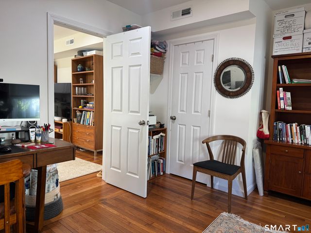 140 Foster Street 1, New Haven, CT 06511