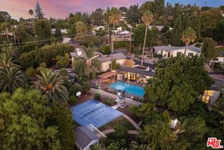 22505 Macfarlane Drive, Los Angeles, CA 91364