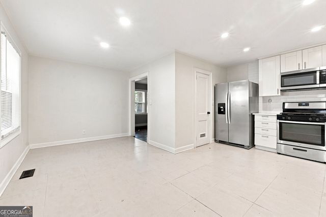 2248 Rugby Terrace, College Park, GA 30337