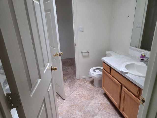 1200 Jean Place SE, Rio Rancho, NM 87124
