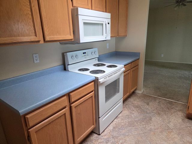 1200 Jean Place SE, Rio Rancho, NM 87124