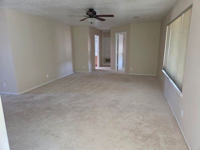 1200 Jean Place SE, Rio Rancho, NM 87124
