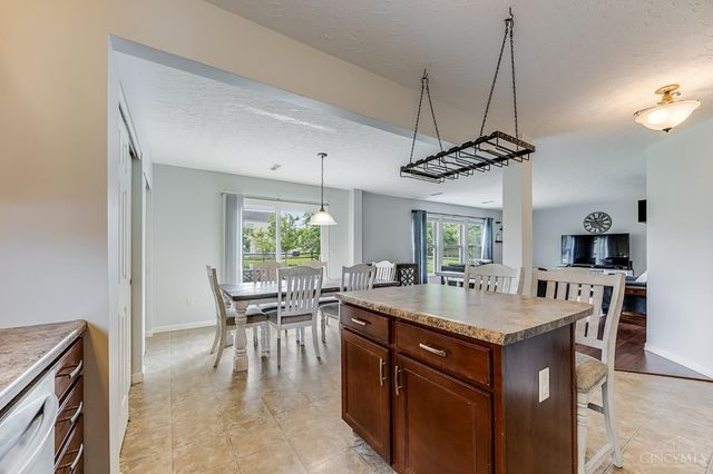 5548 Windsor Court, South Lebanon, OH 45065