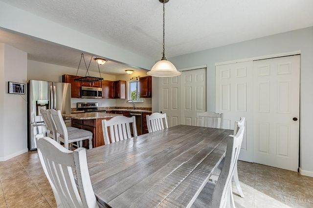 5548 Windsor Court, South Lebanon, OH 45065