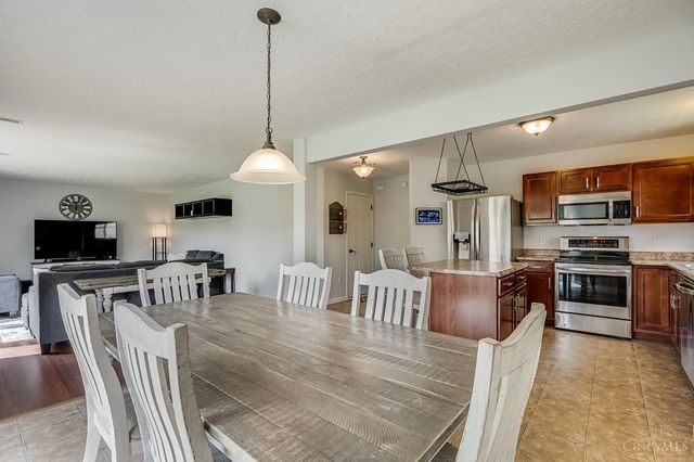 5548 Windsor Court, South Lebanon, OH 45065