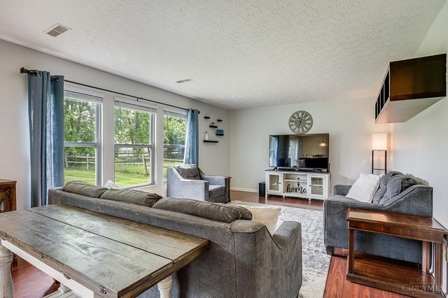 5548 Windsor Court, South Lebanon, OH 45065