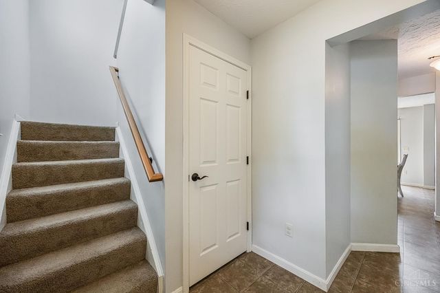5548 Windsor Court, South Lebanon, OH 45065