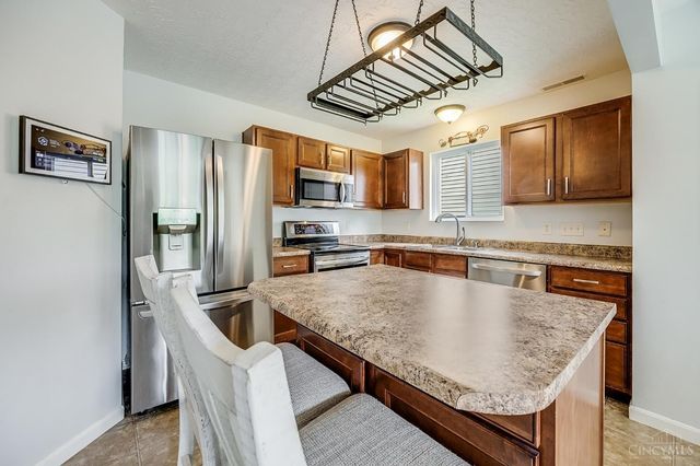 5548 Windsor Court, South Lebanon, OH 45065