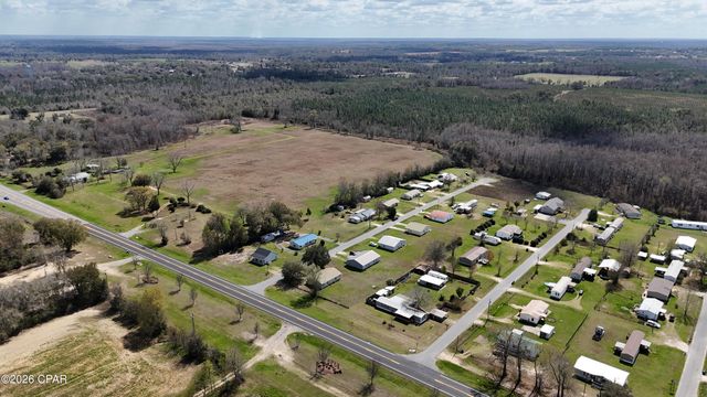 6775 U.S. Hwy 90, Grand Ridge, FL 32442