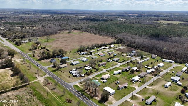 6775 U.S. Hwy 90, Grand Ridge, FL 32442