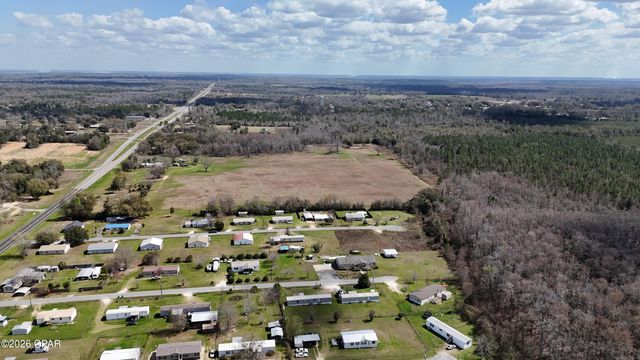 6775 U.S. Hwy 90, Grand Ridge, FL 32442