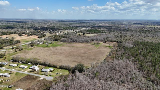 6775 U.S. Hwy 90, Grand Ridge, FL 32442