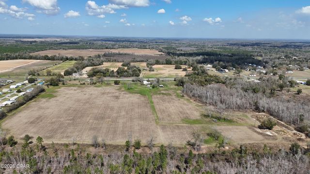 6775 U.S. Hwy 90, Grand Ridge, FL 32442