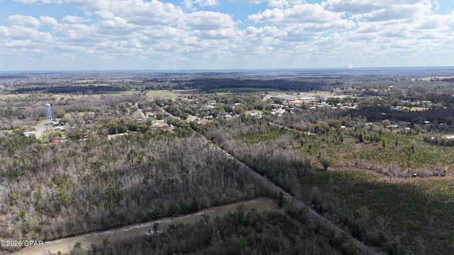 6775 U.S. Hwy 90, Grand Ridge, FL 32442