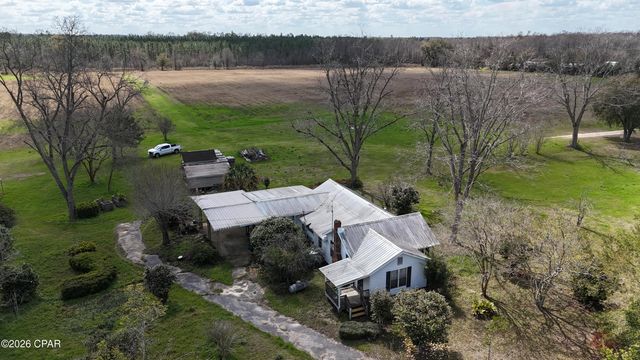 6775 U.S. Hwy 90, Grand Ridge, FL 32442