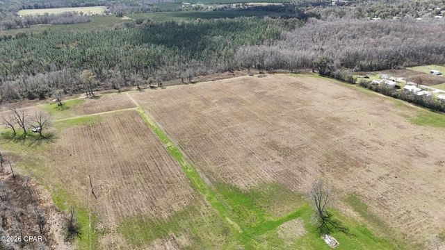 6775 U.S. Hwy 90, Grand Ridge, FL 32442