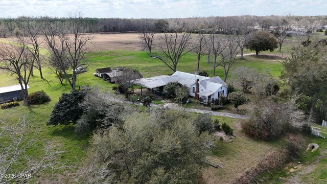 6775 U.S. Hwy 90, Grand Ridge, FL 32442