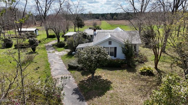 6775 U.S. Hwy 90, Grand Ridge, FL 32442