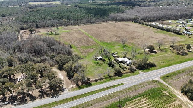 6775 U.S. Hwy 90, Grand Ridge, FL 32442