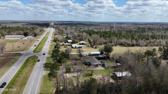 6775 U.S. Hwy 90, Grand Ridge, FL 32442