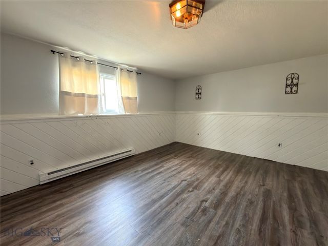 302 McEwen Drive, Belgrade, MT 59714
