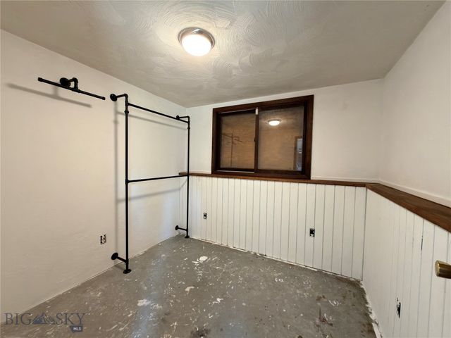 302 McEwen Drive, Belgrade, MT 59714