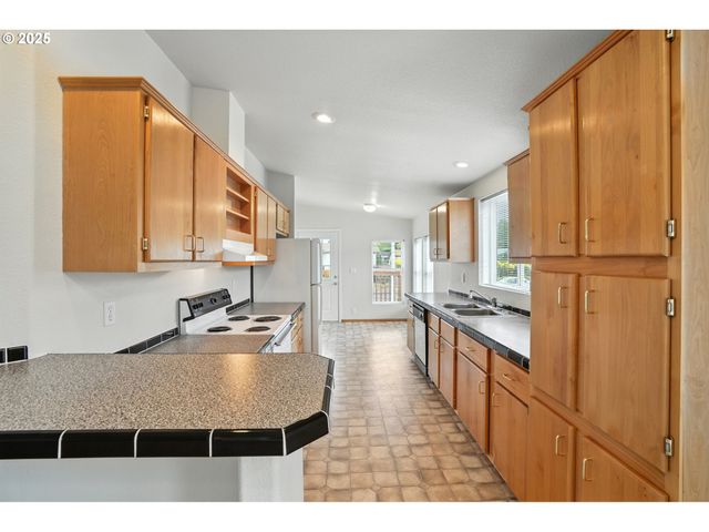 7509 Ne 53RD St, Vancouver, WA 98662