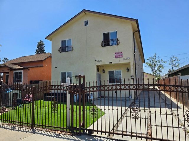 6629 Denver, Los Angeles, CA 90044