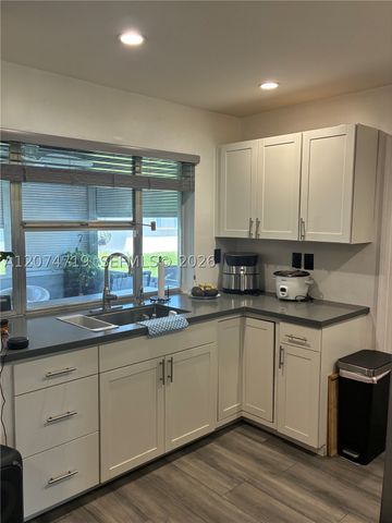 5721 NW 64th Way, Tamarac, FL 33321