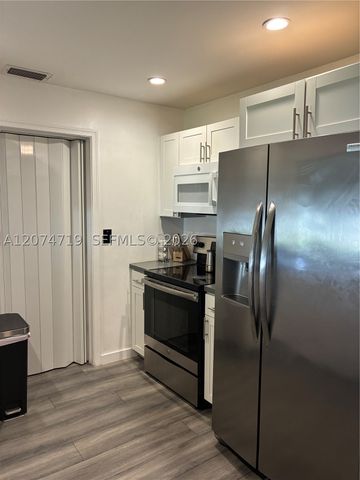 5721 NW 64th Way, Tamarac, FL 33321
