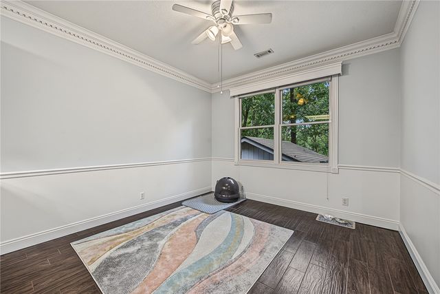 2 Banbury Lane, Bella Vista, AR 72714