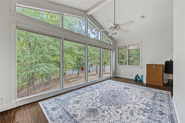 2 Banbury Lane, Bella Vista, AR 72714