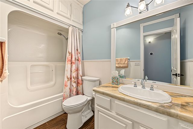 2 Banbury Lane, Bella Vista, AR 72714
