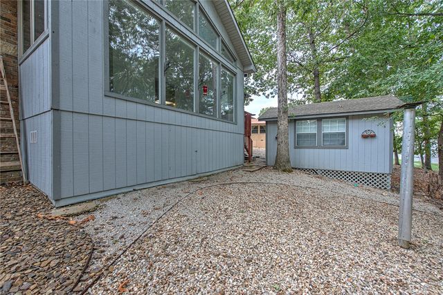2 Banbury Lane, Bella Vista, AR 72714