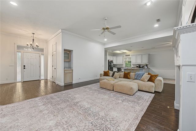 2 Banbury Lane, Bella Vista, AR 72714