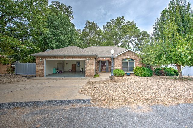 2 Banbury Lane, Bella Vista, AR 72714
