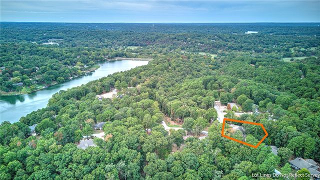 2 Banbury Lane, Bella Vista, AR 72714