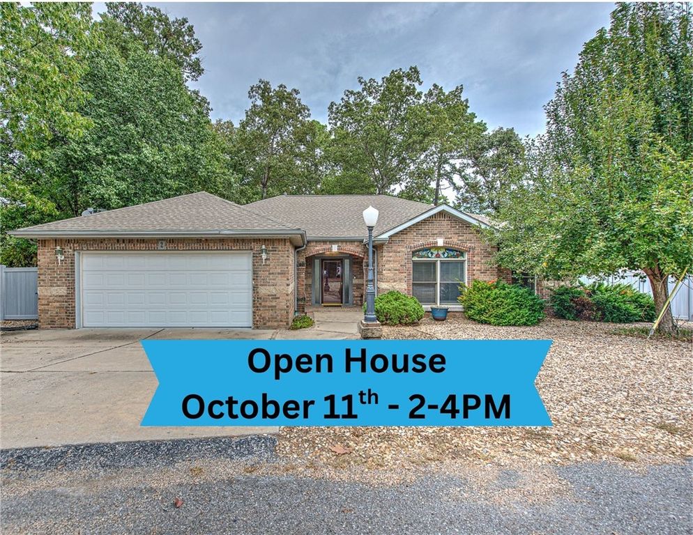 2 Banbury Lane, Bella Vista, AR 72714