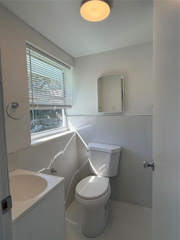 1536 NE 27th Street, Pompano Beach, FL 33064