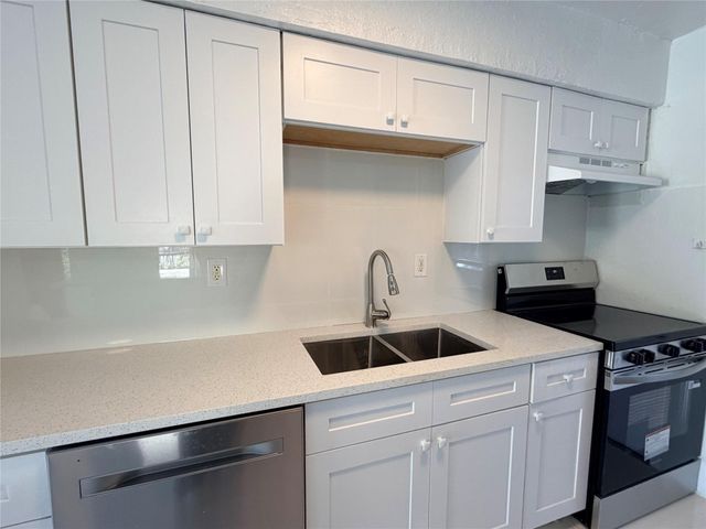 1536 NE 27th Street, Pompano Beach, FL 33064