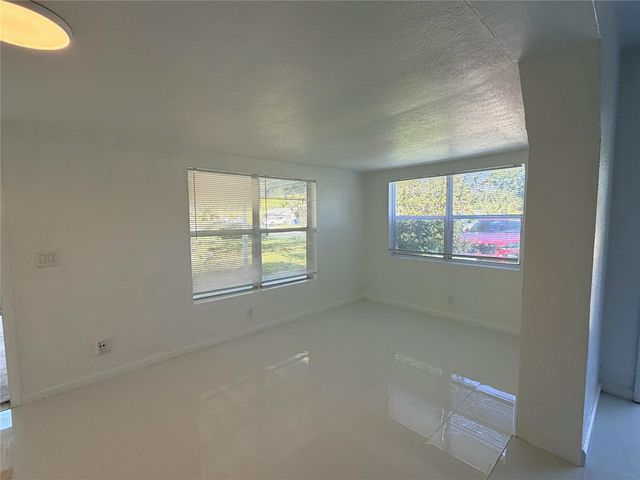 1536 NE 27th Street, Pompano Beach, FL 33064