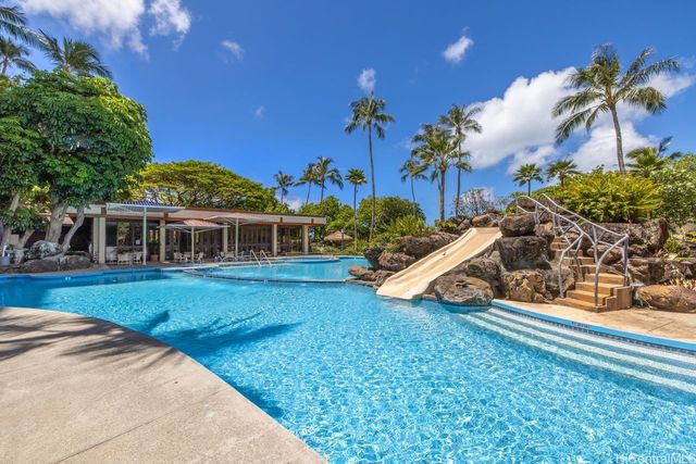 521 Hahaione Street 2-18K, Honolulu, HI 96825