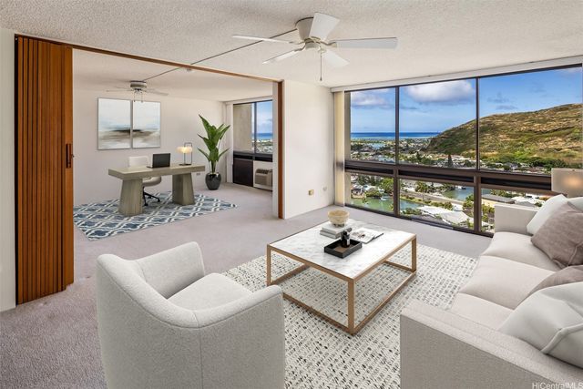521 Hahaione Street 2-18K, Honolulu, HI 96825